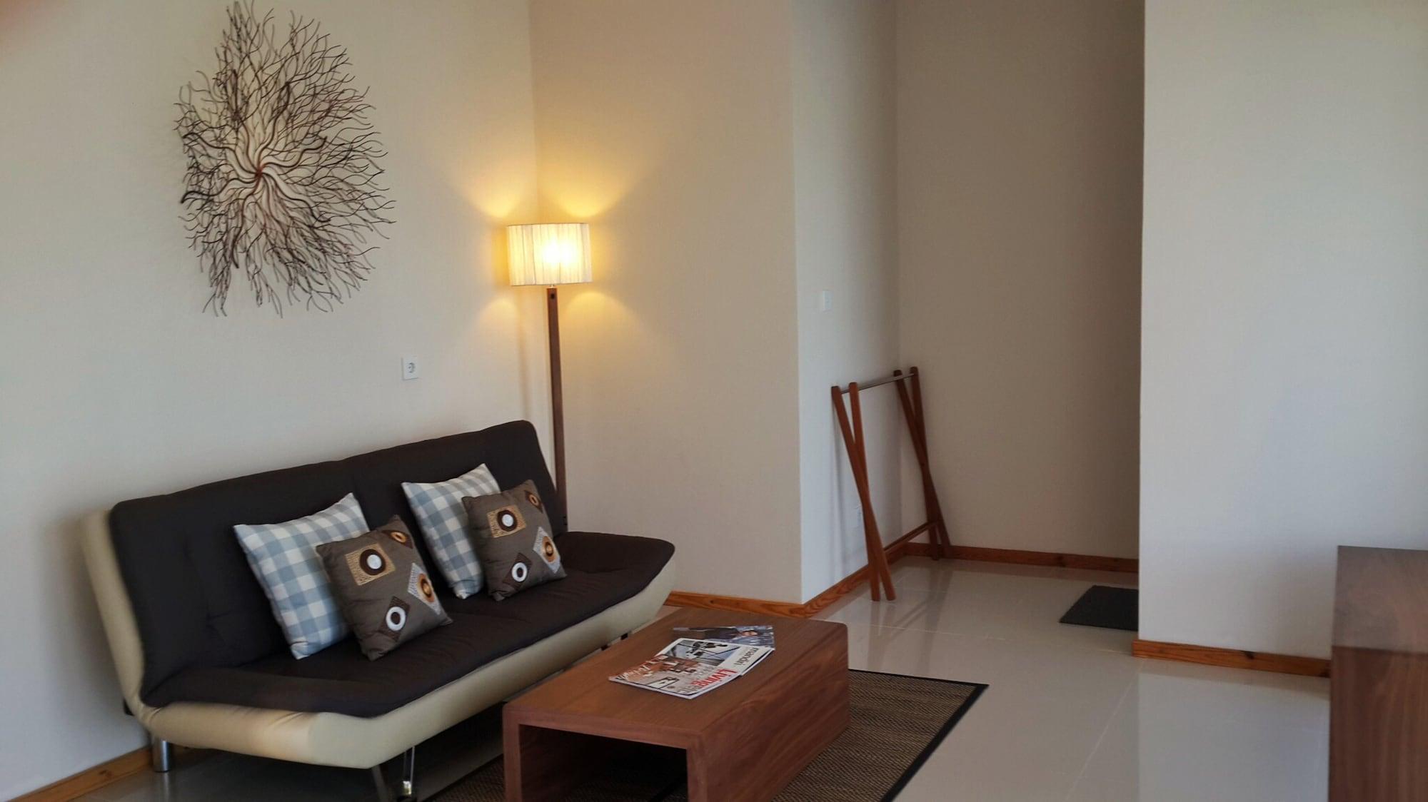 Hotel Manyi Village 3*