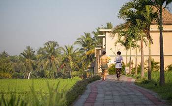 Manyi Village